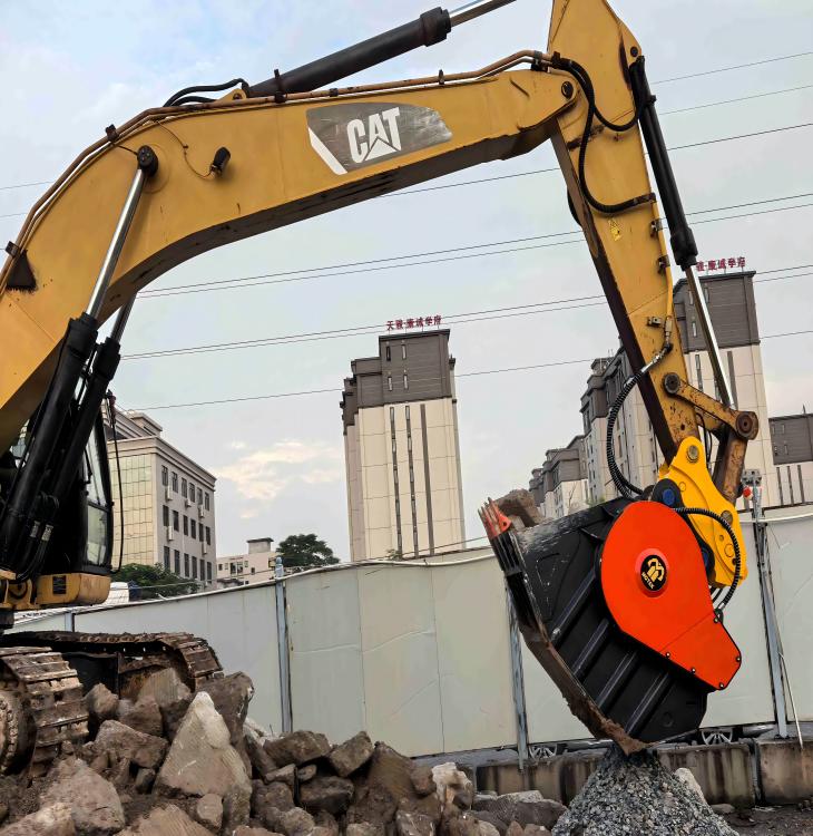 Hydraulic Crusher Bucket